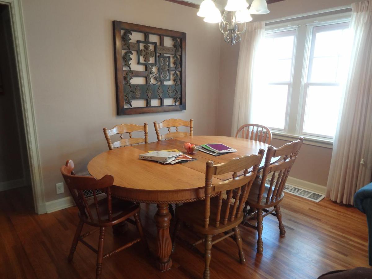 Covered By Faith Rentals -Storybook Home Rochester Esterno foto