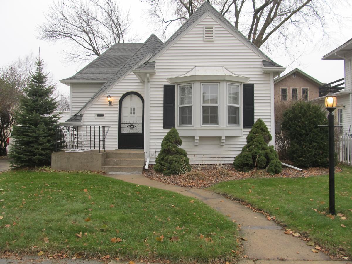 Covered By Faith Rentals -Storybook Home Rochester Esterno foto